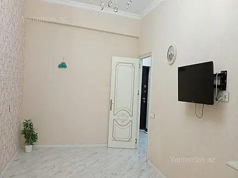 Satılır 3 otaqlı yeni tikili 73 m²