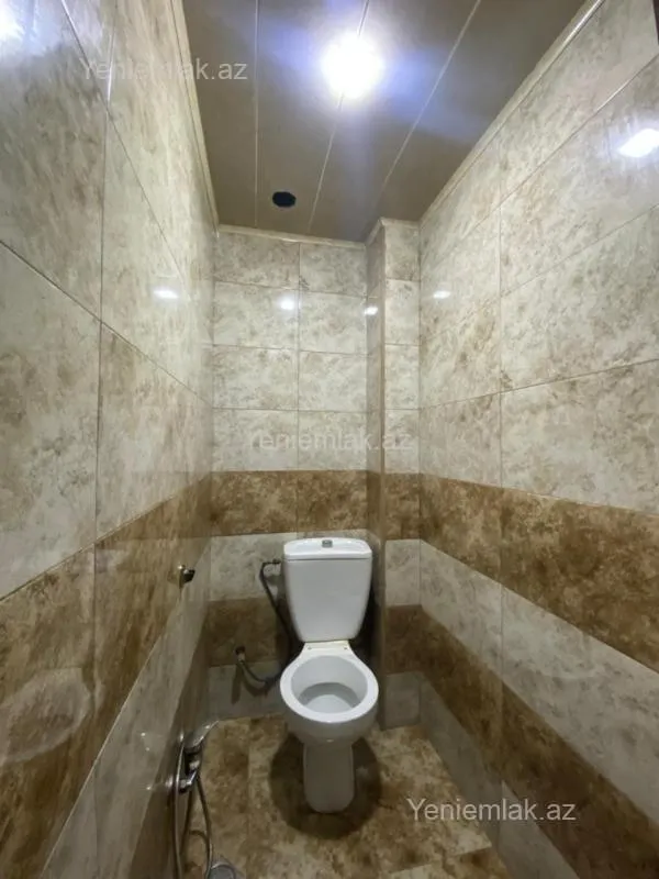 Satılır 4 otaqlı köhnə tikili 120 m²