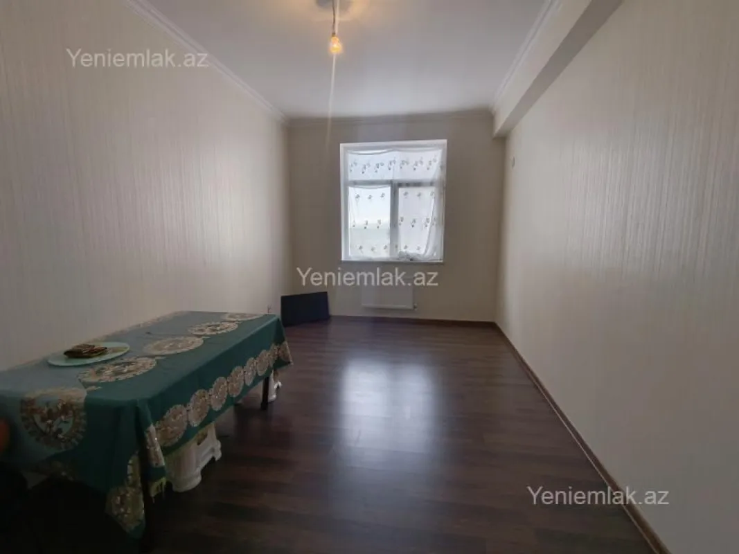 Satılır 3 otaqlı yeni tikili 77 m²