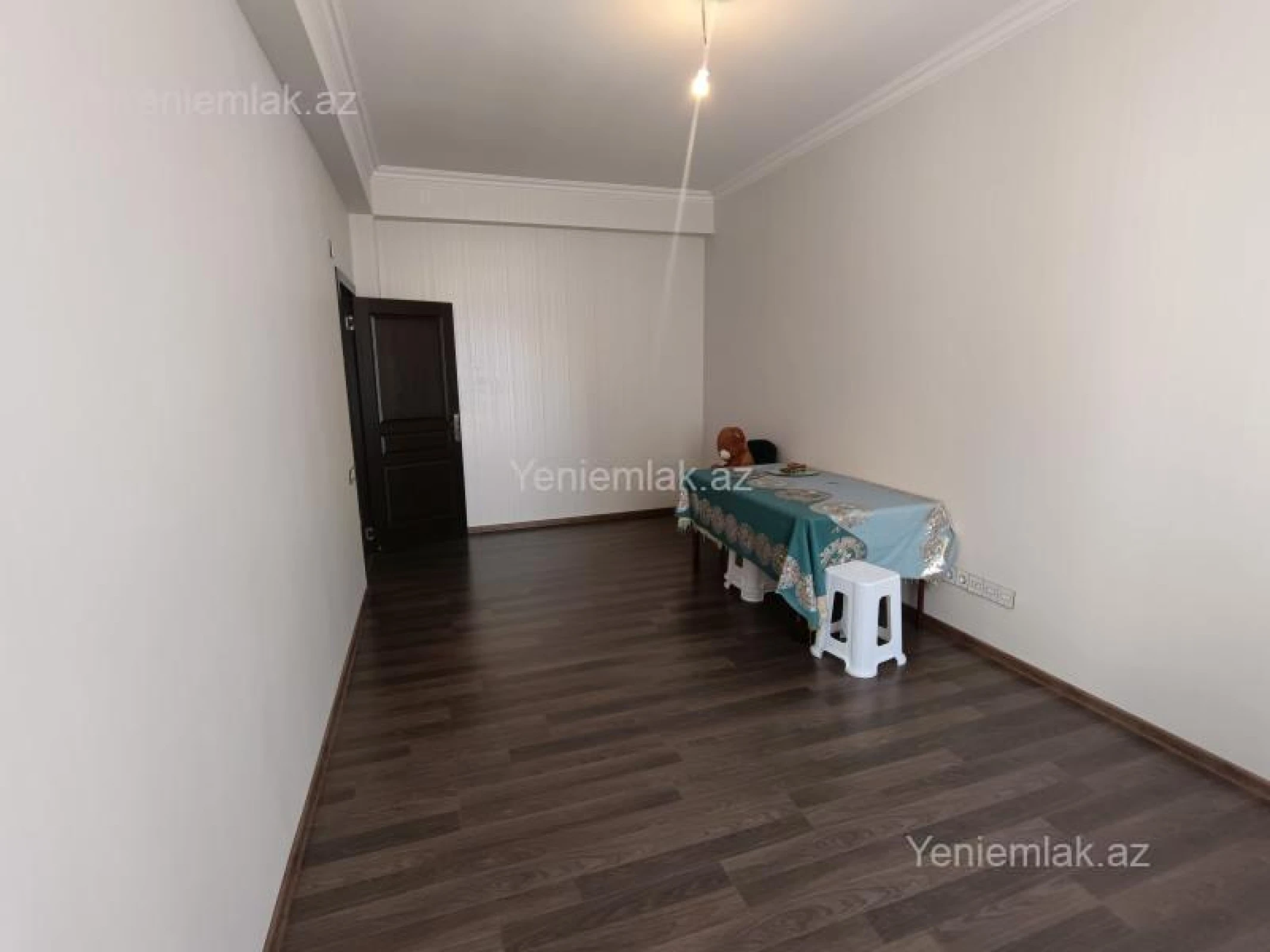 Satılır 3 otaqlı yeni tikili 77 m²