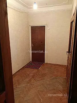 Satılır 3 otaqlı köhnə tikili 85 m²