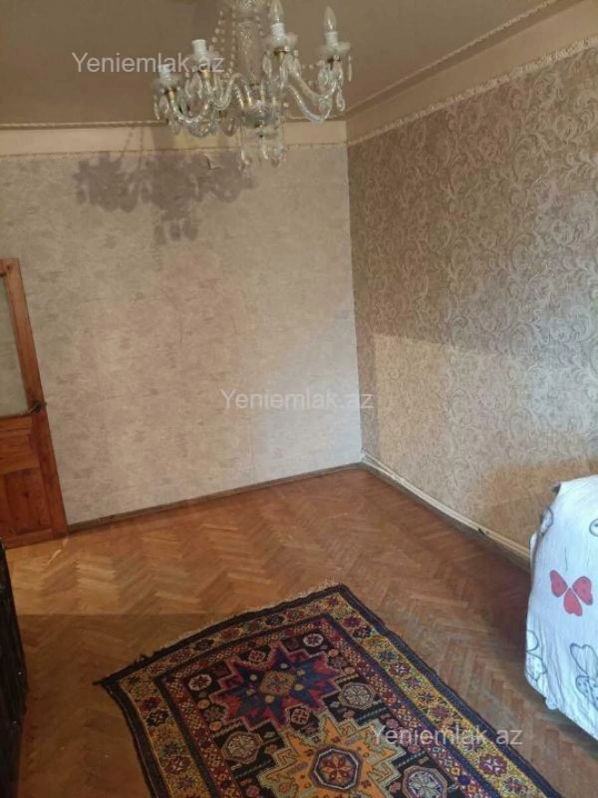 Satılır 3 otaqlı köhnə tikili 85 m²