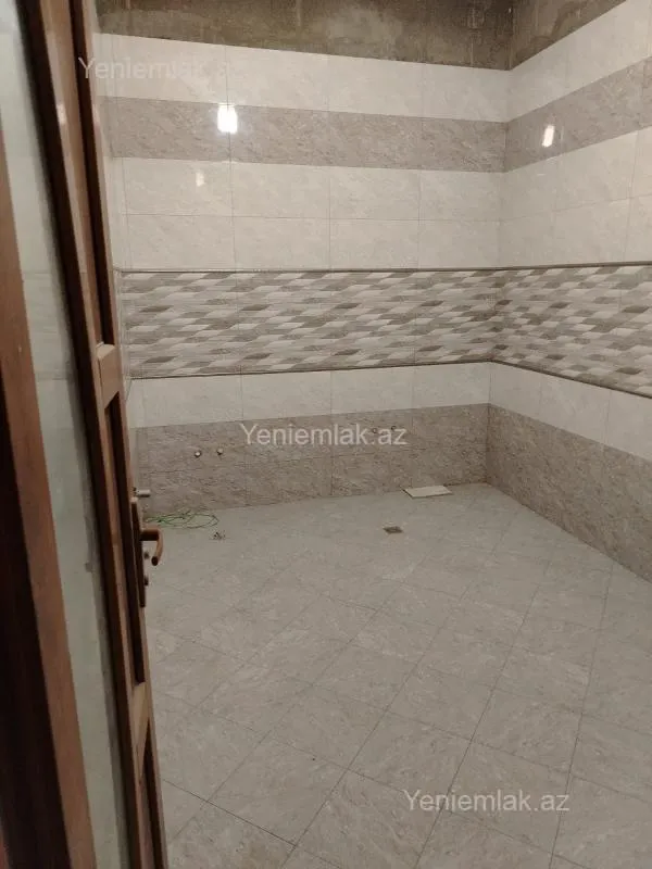 Satılır 6 otaqlı həyət evi 156 m²