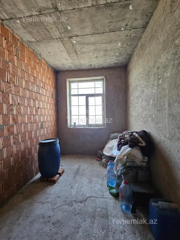 Satılır 1 otaqlı yeni tikili 40 m²