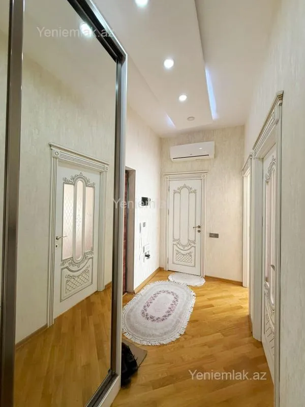 Satılır 3 otaqlı yeni tikili 64 m²