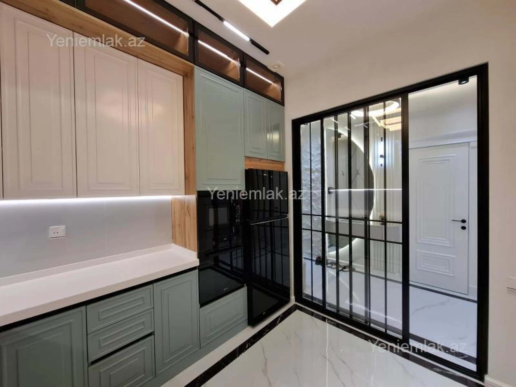 Satılır 3 otaqlı yeni tikili 100 m²