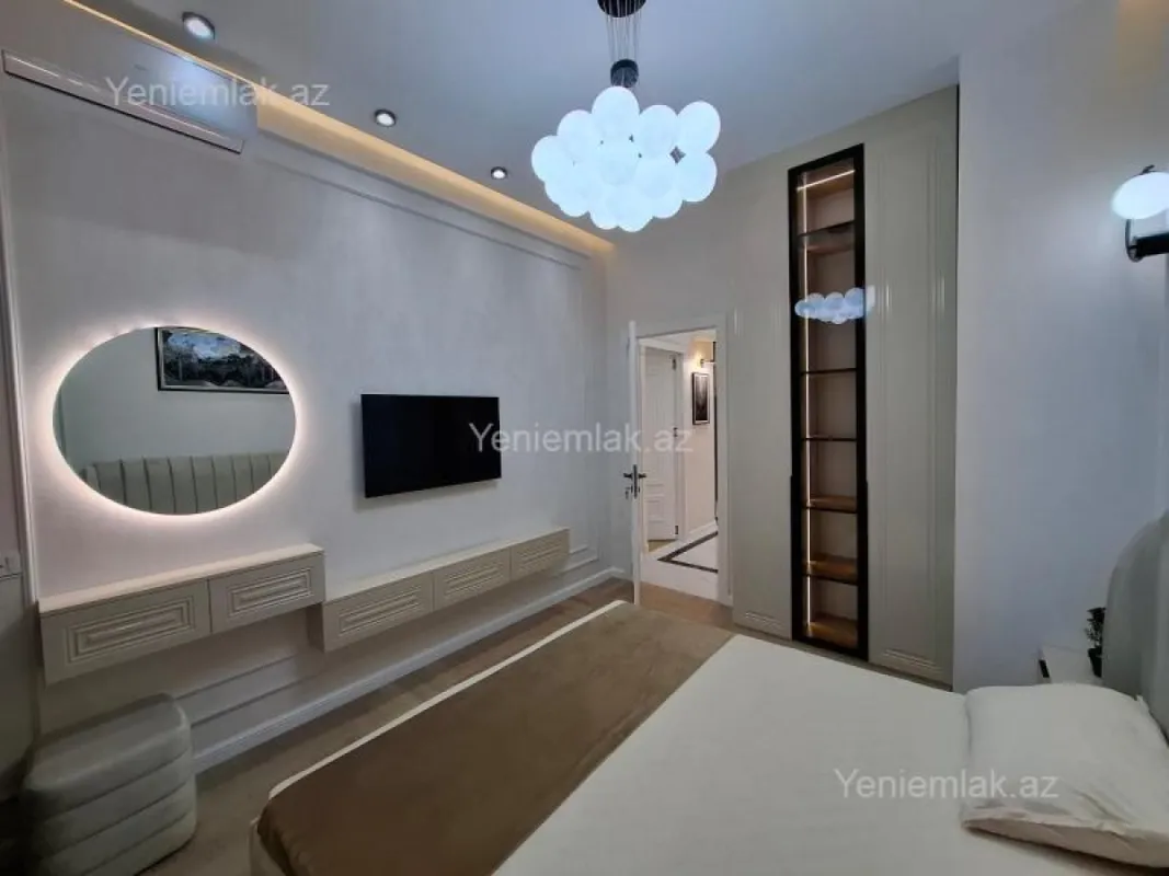 Satılır 3 otaqlı yeni tikili 100 m²