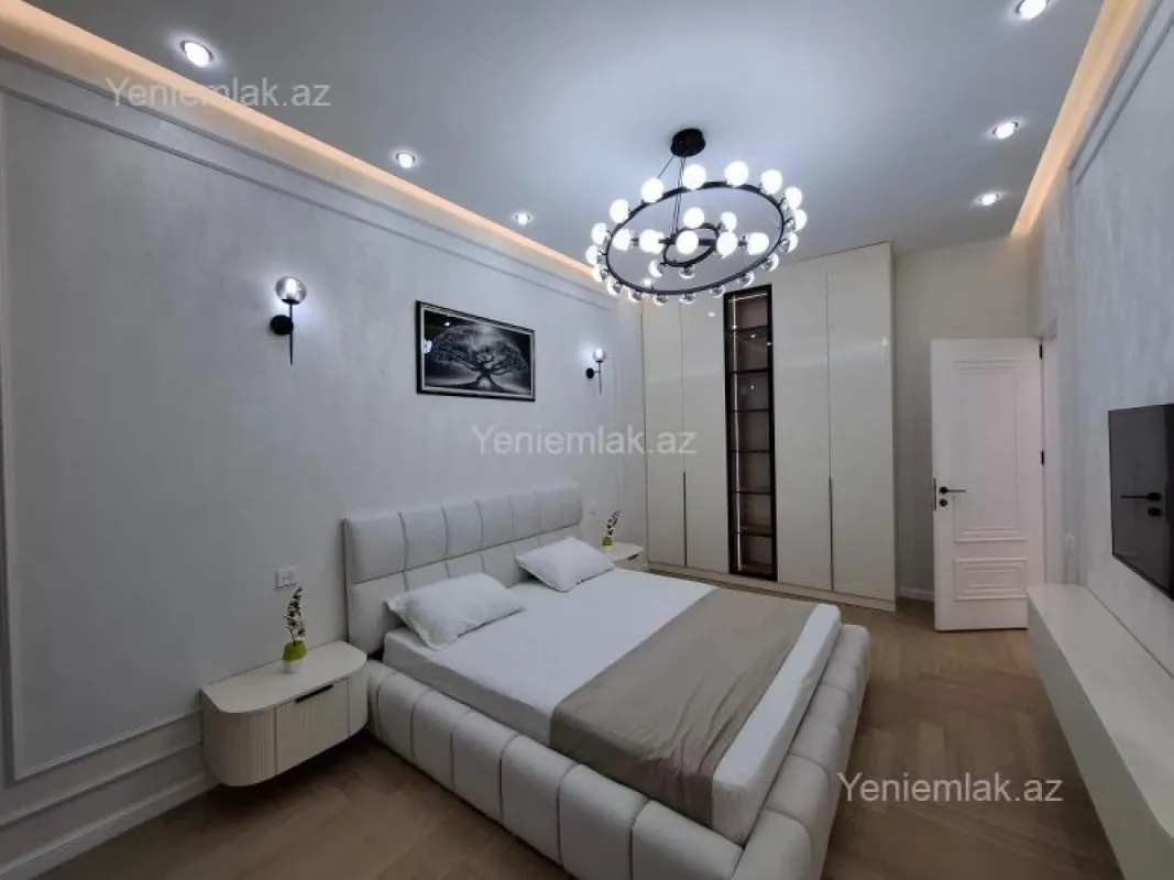 Satılır 3 otaqlı yeni tikili 100 m²