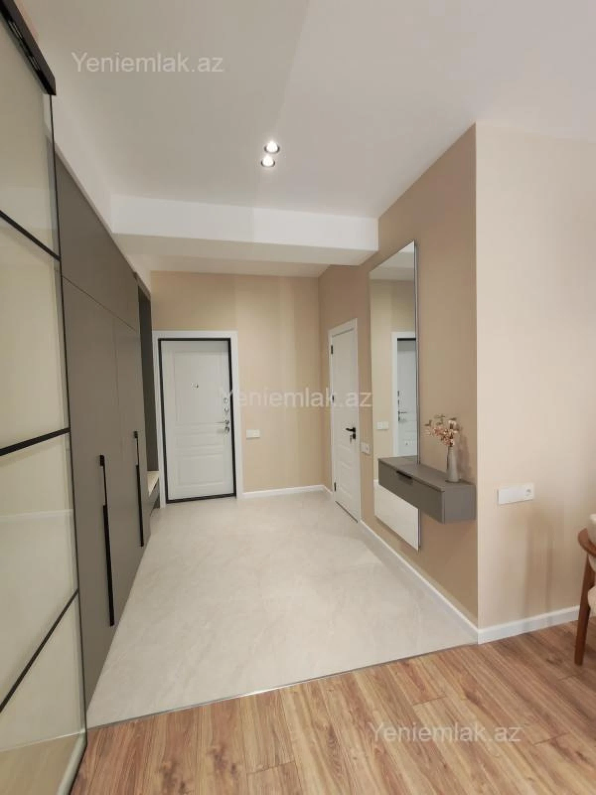 Satılır 2 otaqlı yeni tikili 52 m²