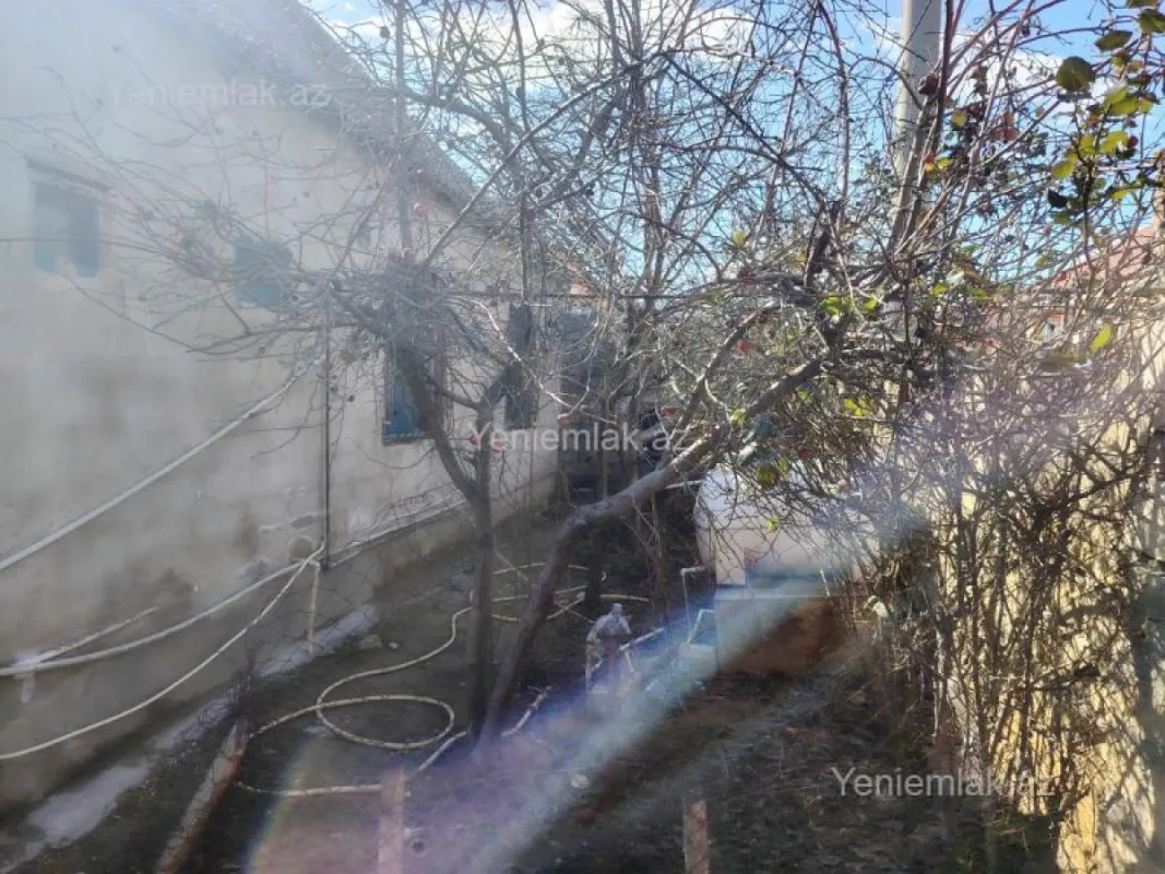 Satılır 3 otaqlı həyət evi 100 m²