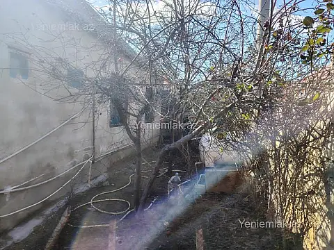 Satılır 3 otaqlı həyət evi 100 m²