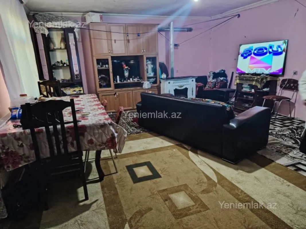 Satılır 3 otaqlı həyət evi 100 m²