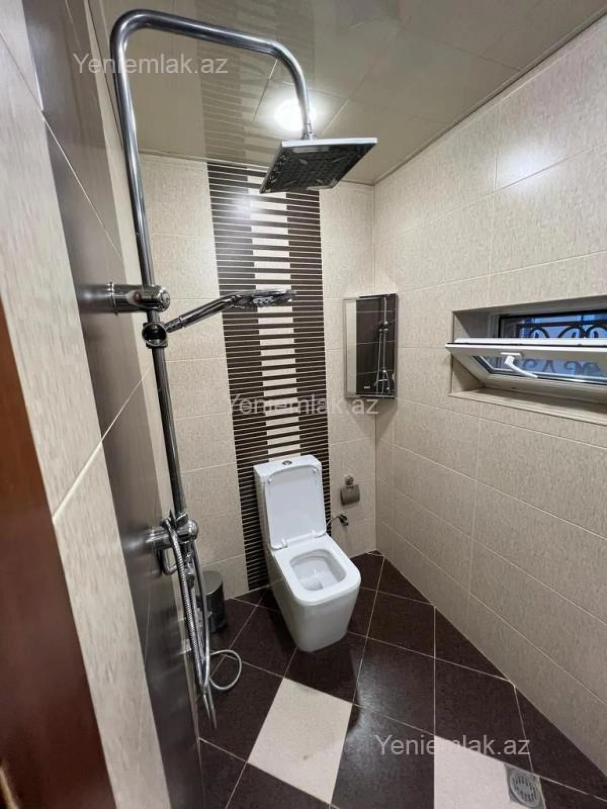 Satılır 5 otaqlı obyekt 220 m²