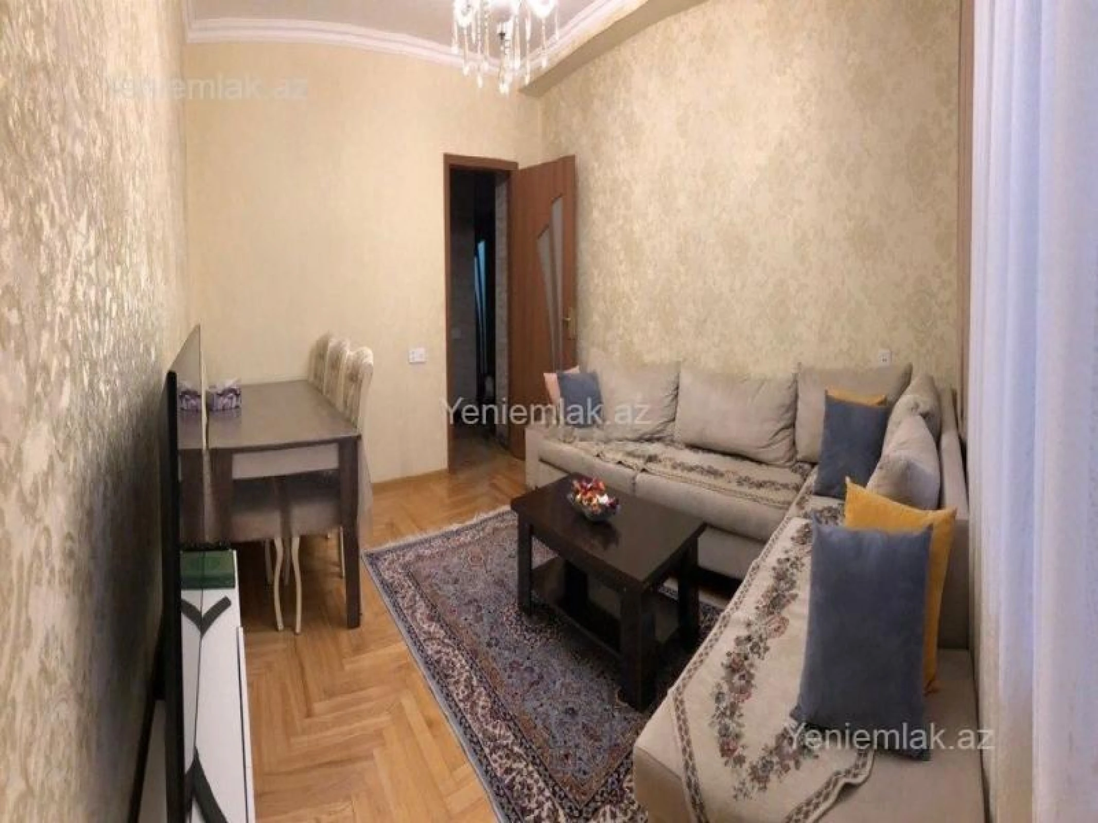 Satılır 3 otaqlı köhnə tikili 80 m²