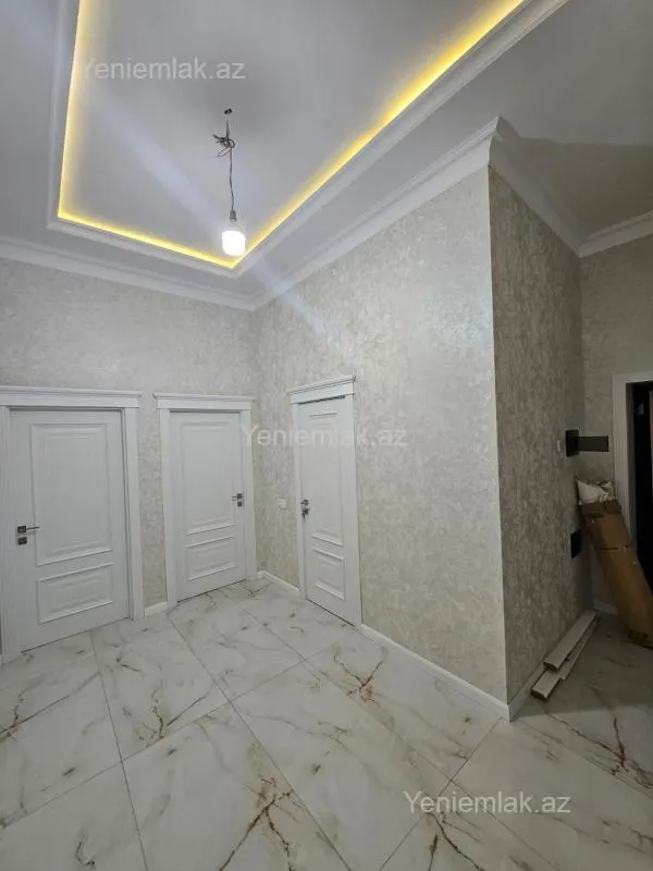 Satılır 2 otaqlı yeni tikili 80 m²