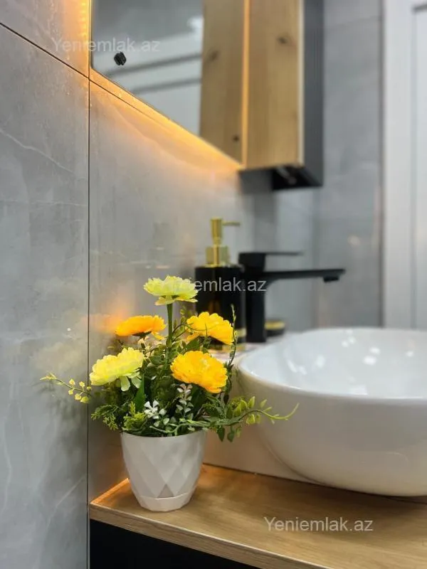 Satılır 3 otaqlı yeni tikili 110 m²