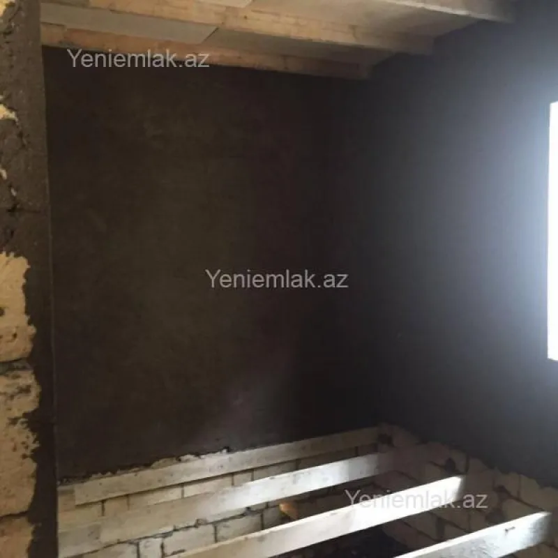 Satılır 2 otaqlı həyət evi 44 m²