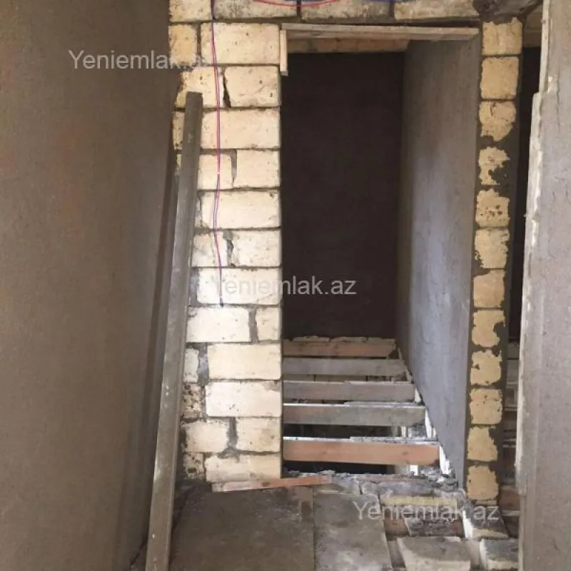 Satılır 2 otaqlı həyət evi 44 m²