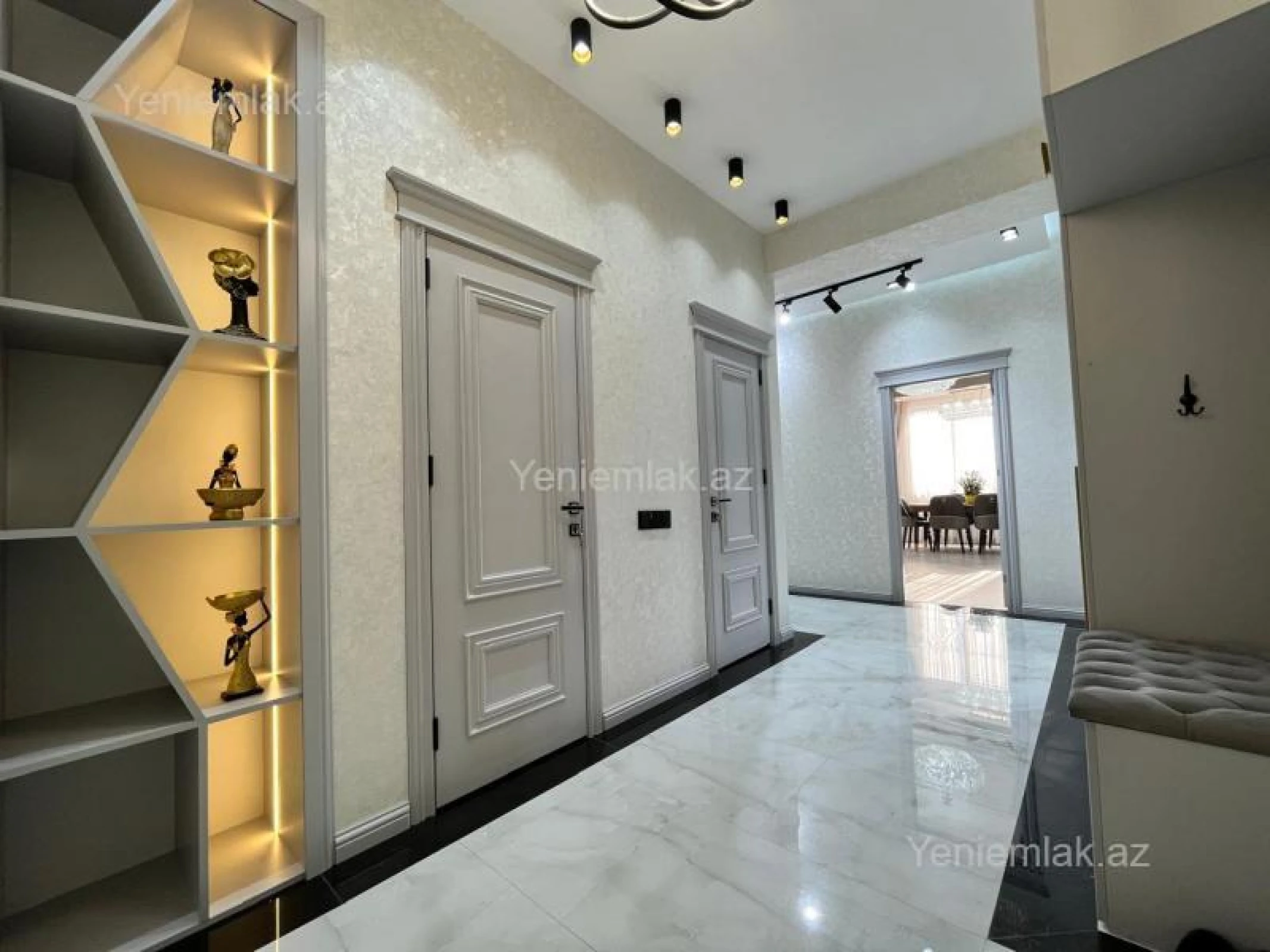 Satılır 3 otaqlı yeni tikili 154 m²