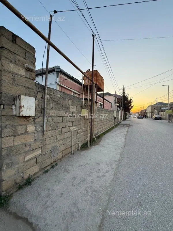 Satılır 4 otaqlı həyət evi 130 m²