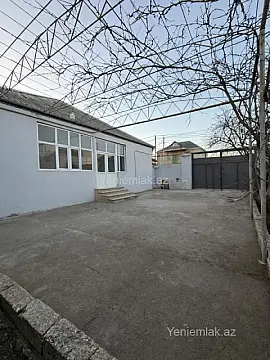Satılır 4 otaqlı həyət evi 130 m²