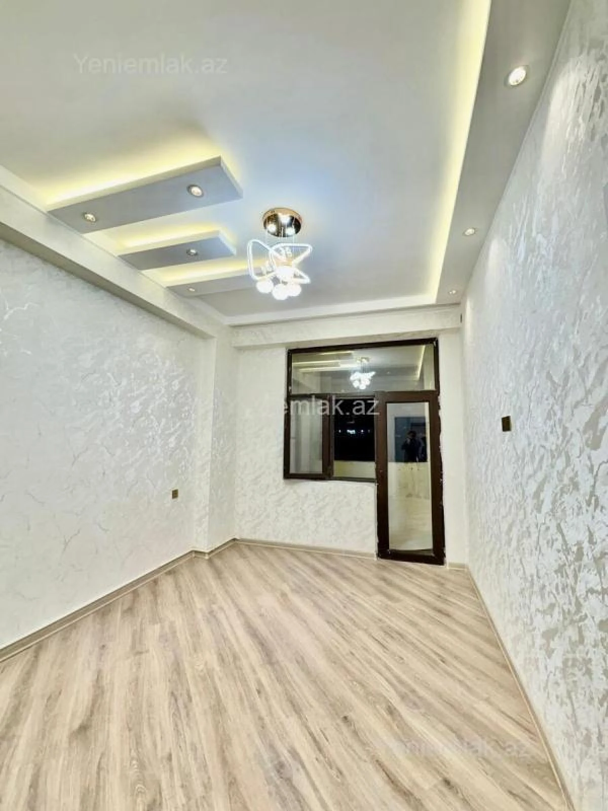 Satılır 2 otaqlı yeni tikili 65 m²