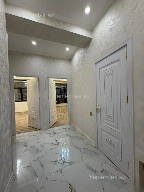 Satılır 2 otaqlı yeni tikili 65 m²