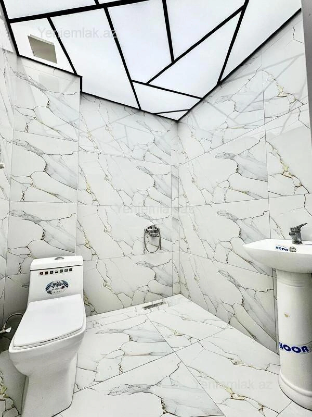 Satılır 2 otaqlı yeni tikili 65 m²