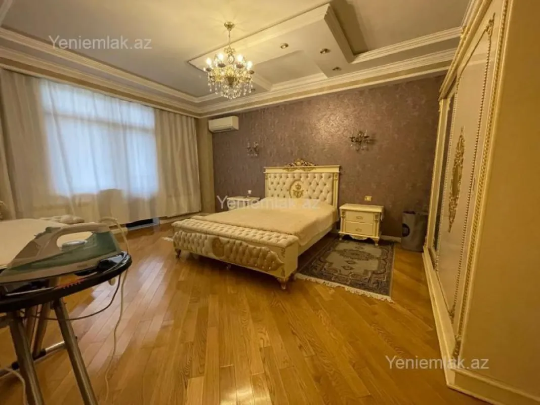 Satılır 5 otaqlı yeni tikili 250 m²