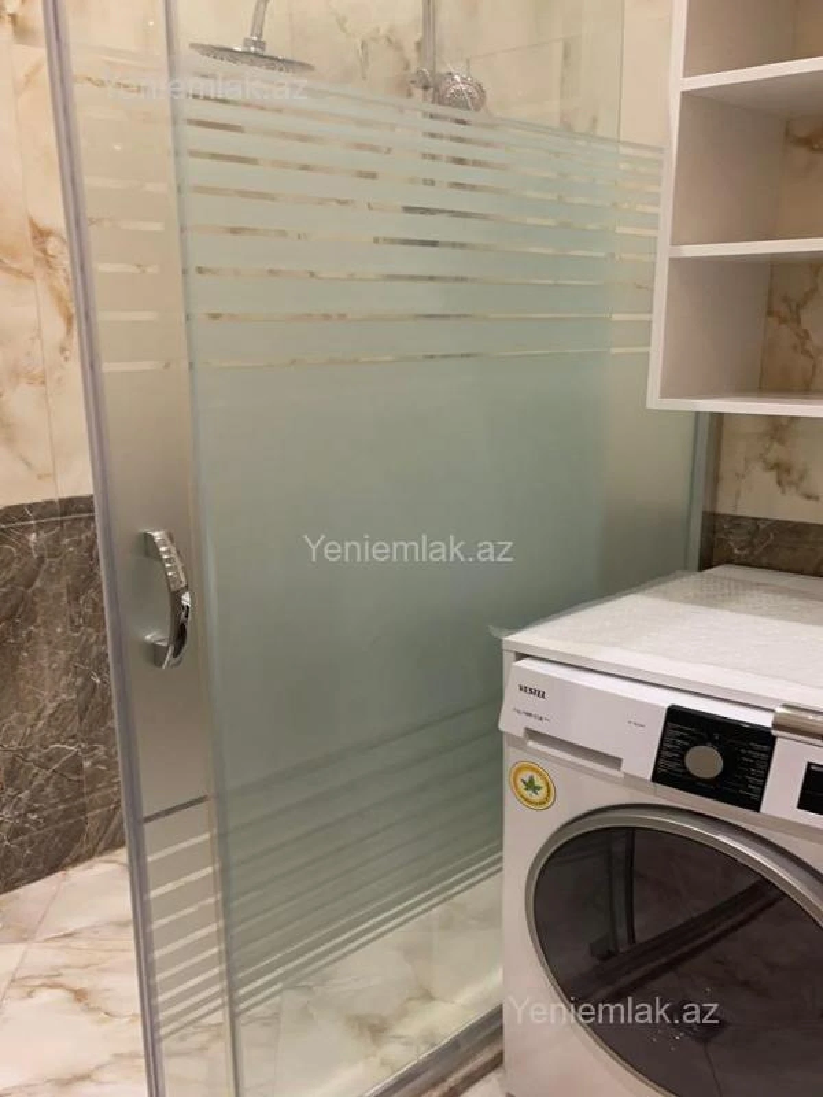 Satılır 5 otaqlı yeni tikili 250 m²