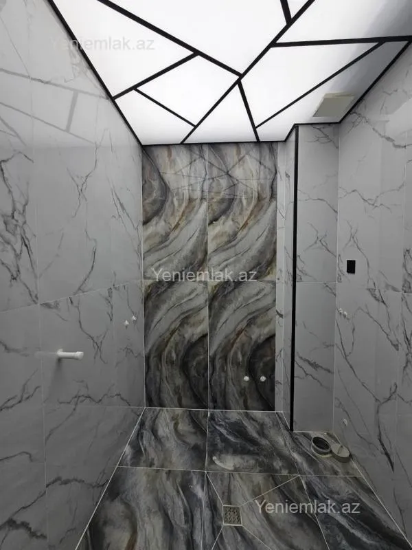 Satılır 3 otaqlı yeni tikili 57 m²