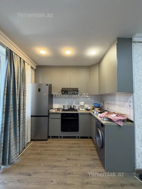 Satılır 3 otaqlı köhnə tikili 65 m²