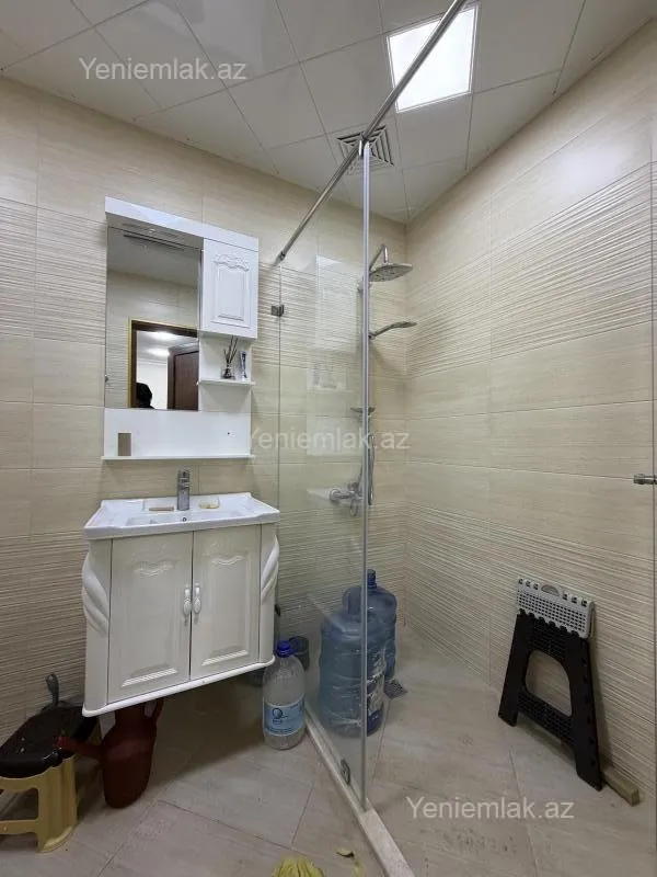 Satılır 3 otaqlı köhnə tikili 65 m²