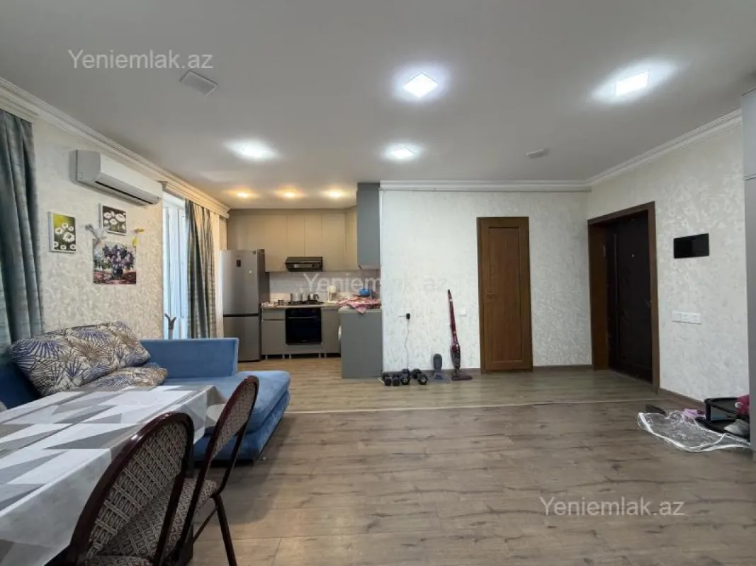 Satılır 3 otaqlı köhnə tikili 65 m²