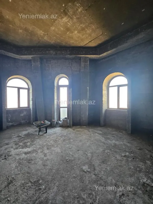 Satılır 3 otaqlı yeni tikili 90 m²