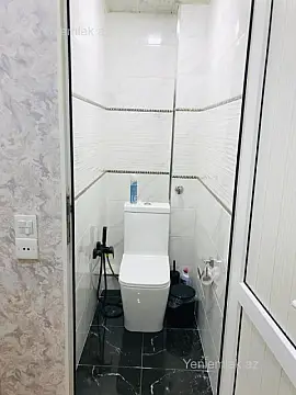 Satılır 4 otaqlı köhnə tikili 110 m²