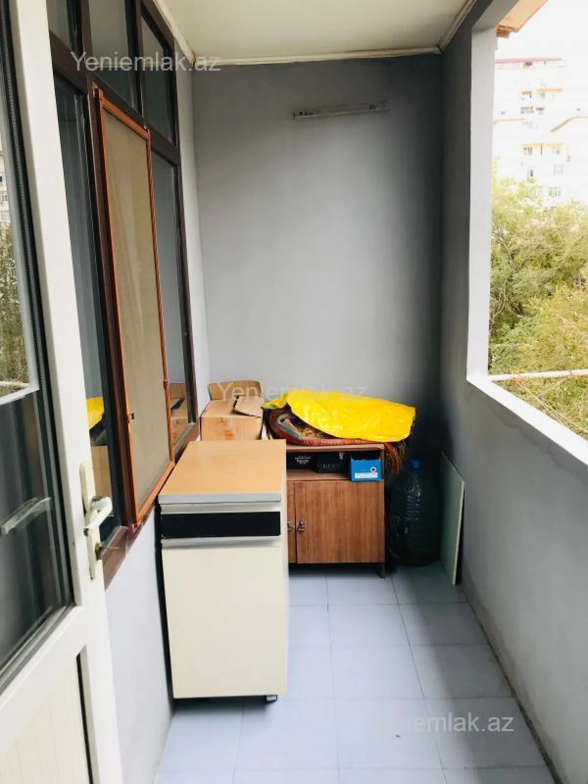 Satılır 4 otaqlı köhnə tikili 110 m²