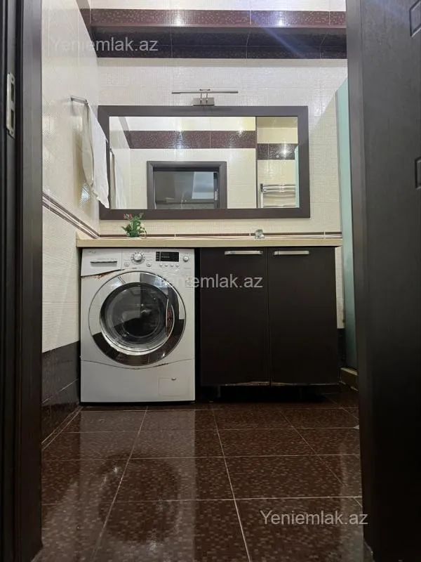 Satılır 3 otaqlı yeni tikili 90 m²