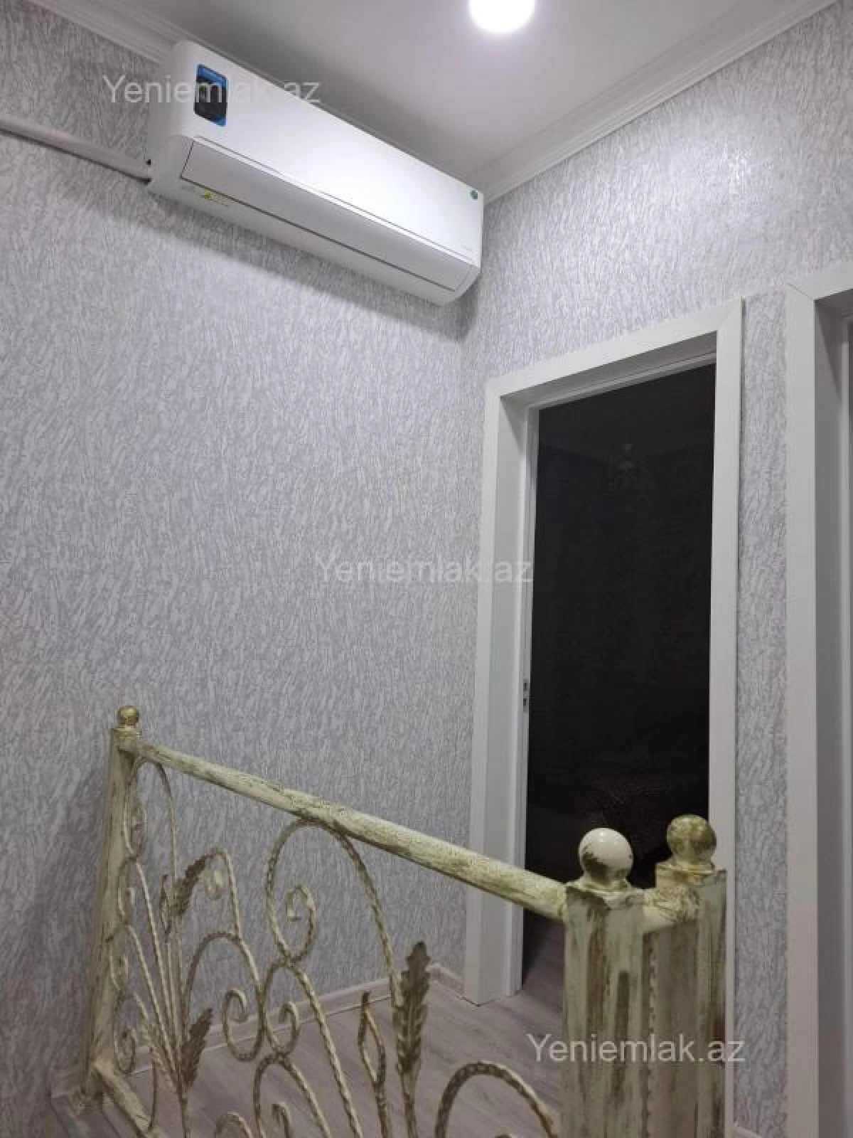 Satılır 4 otaqlı həyət evi 160 m²