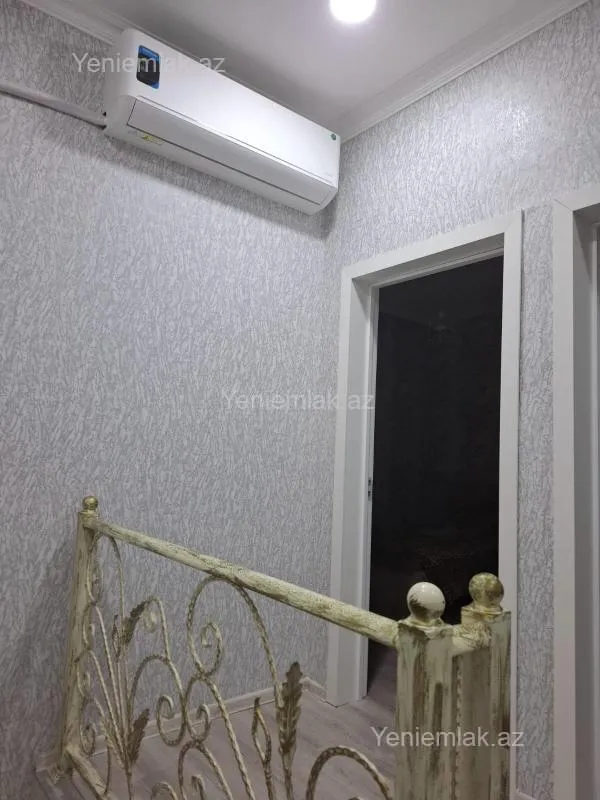 Satılır 4 otaqlı həyət evi 160 m²