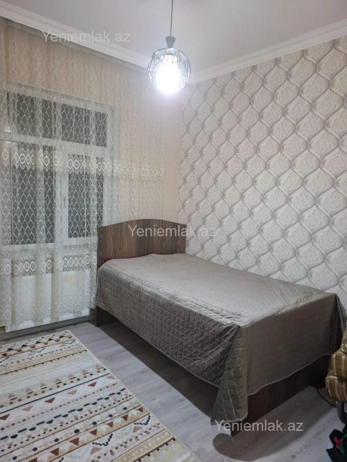 Satılır 4 otaqlı həyət evi 160 m²