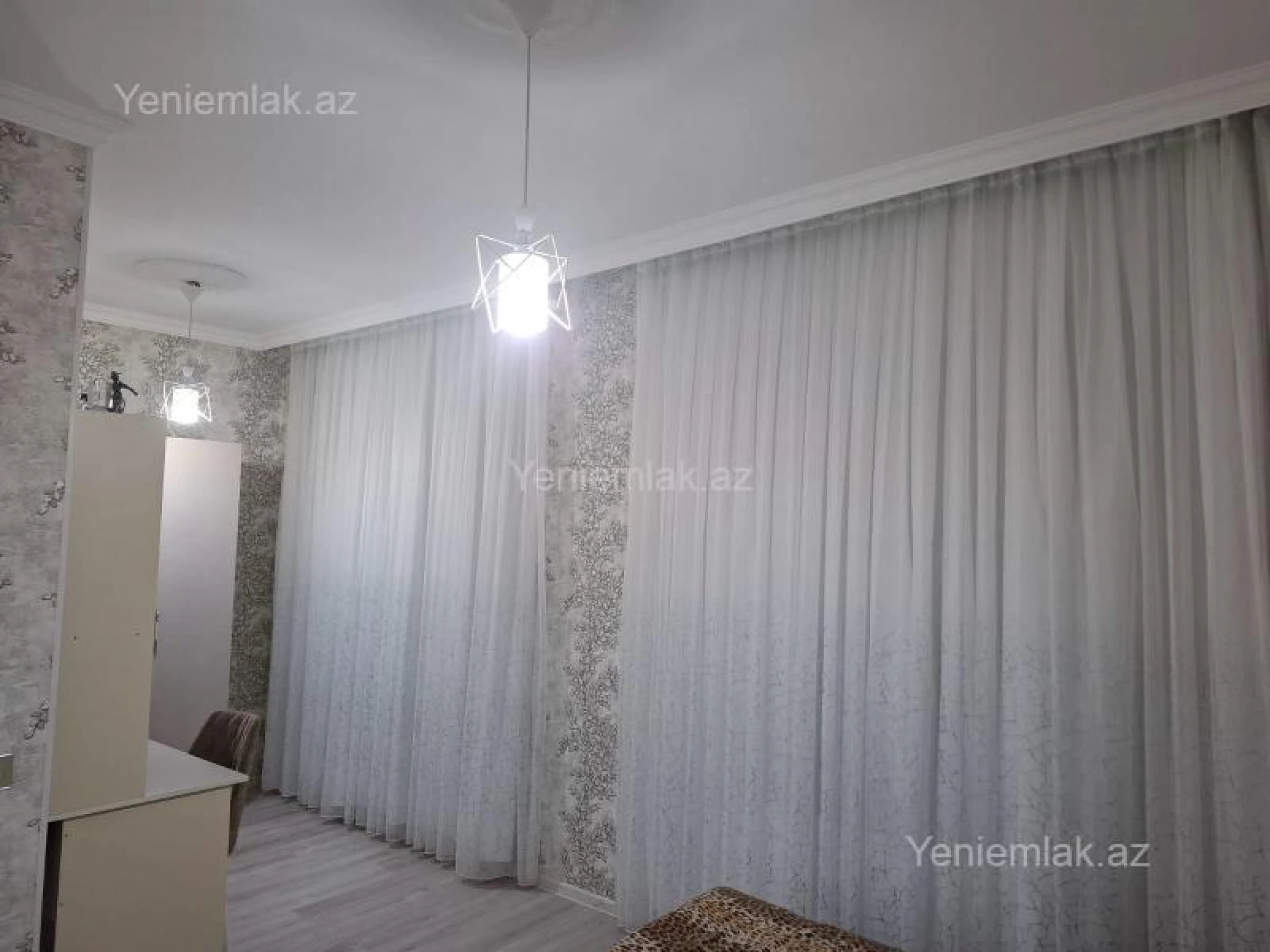 Satılır 4 otaqlı həyət evi 160 m²