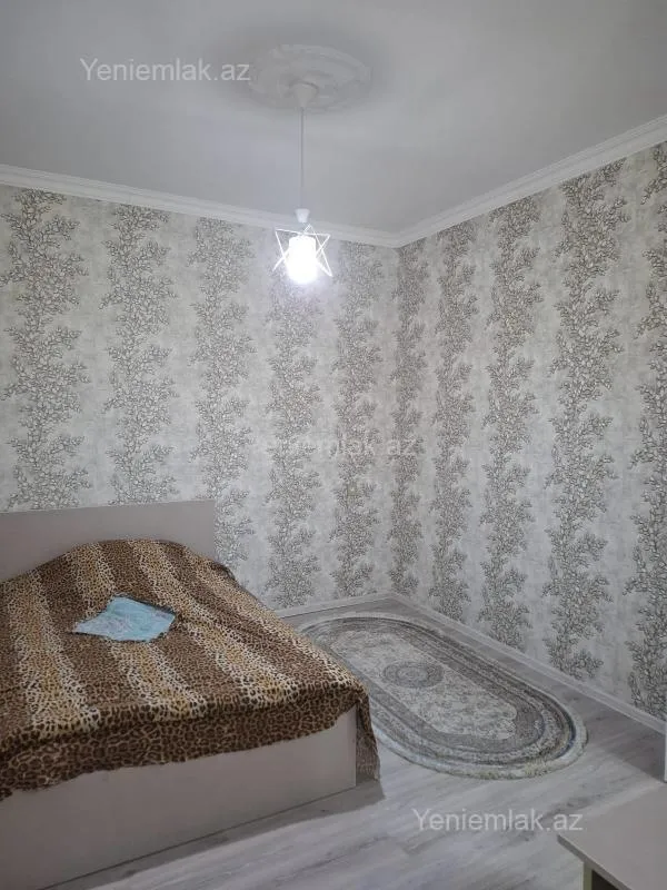 Satılır 4 otaqlı həyət evi 160 m²