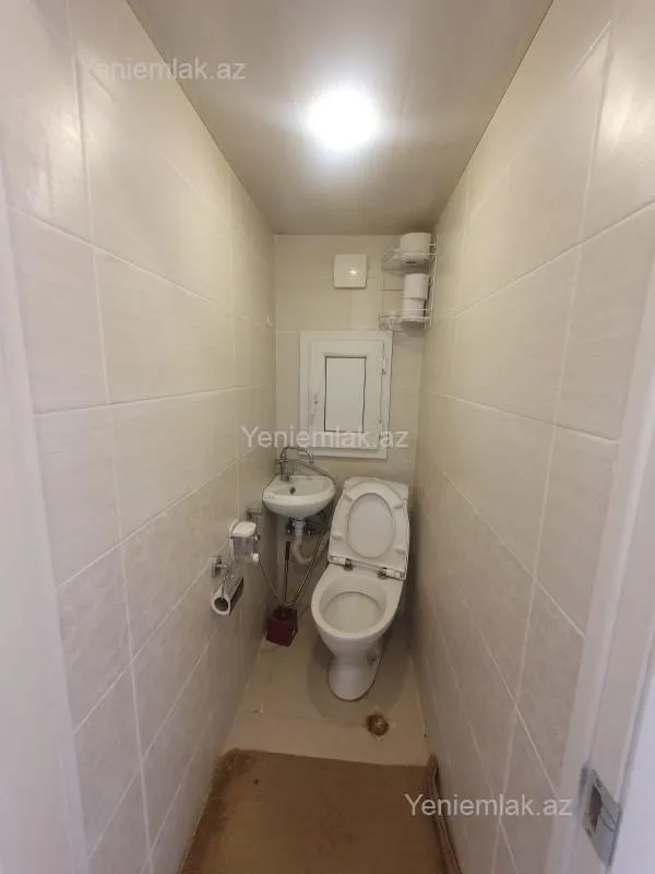 Satılır 3 otaqlı köhnə tikili 80 m²
