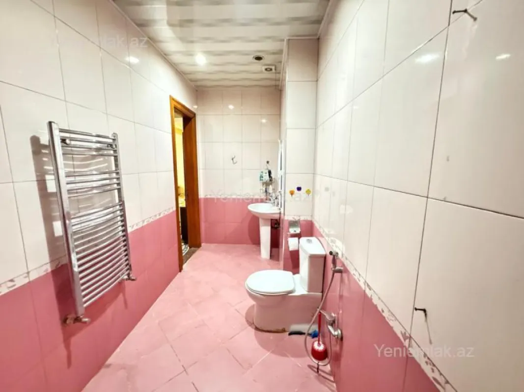 Satılır 2 otaqlı yeni tikili 100 m²