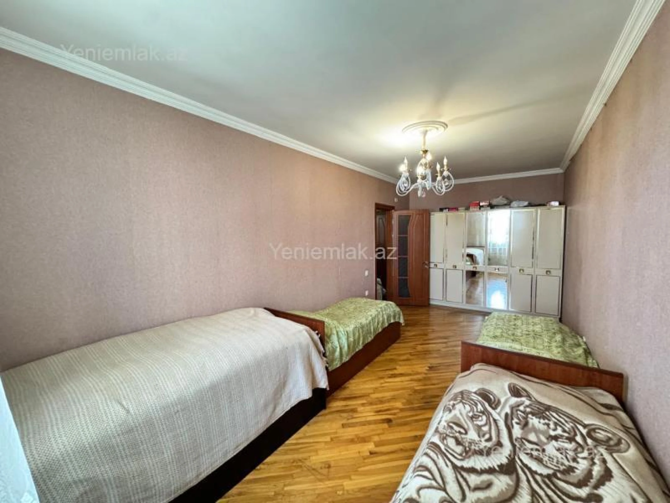 Satılır 2 otaqlı yeni tikili 100 m²