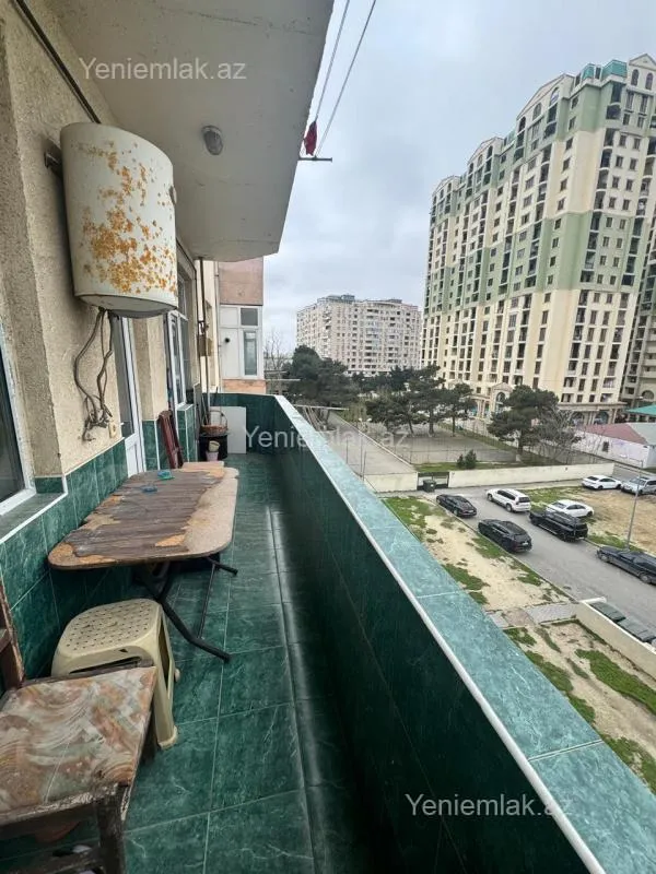 Satılır 2 otaqlı yeni tikili 100 m²