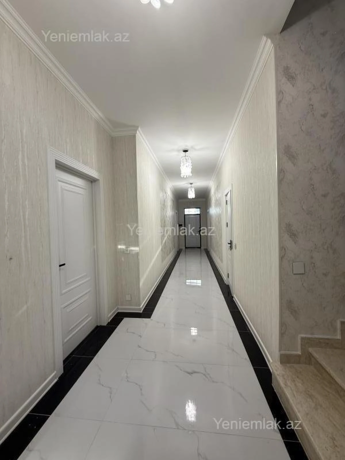 Satılır 7 otaqlı həyət evi 220 m²