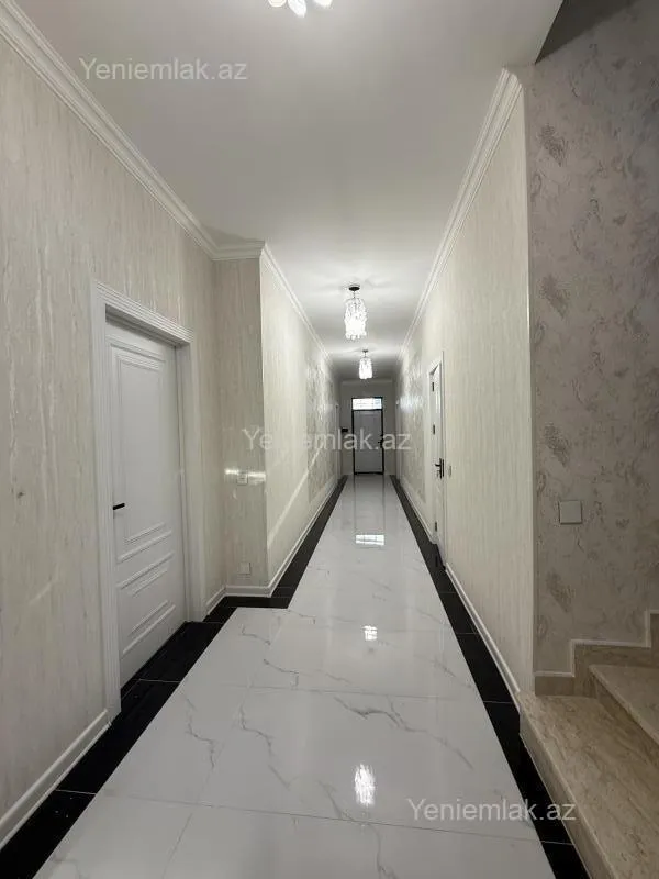 Satılır 7 otaqlı həyət evi 220 m²