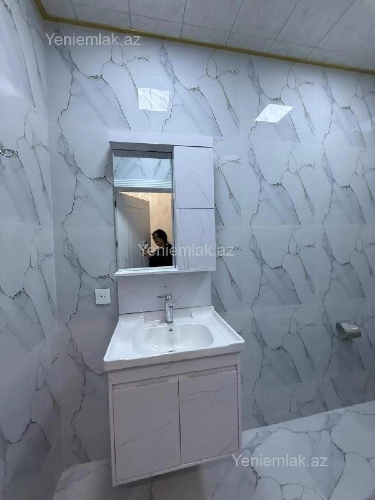 Satılır 7 otaqlı həyət evi 220 m²